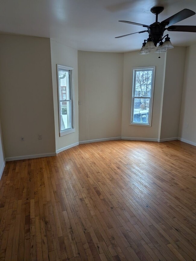 643 Monroe Ave in Scranton, PA - Building Photo - Building Photo