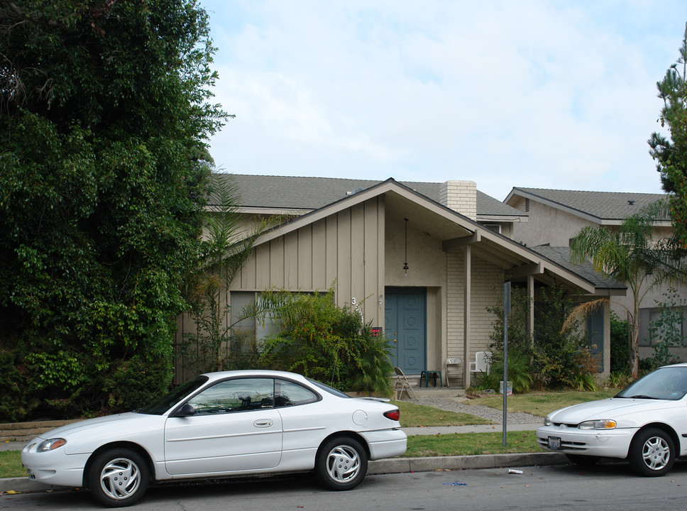 3661 Howard Ave in Los Alamitos, CA - Building Photo