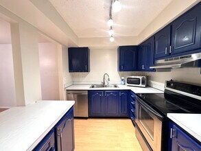 514 Orange Dr in Altamonte Springs, FL - Building Photo - Building Photo