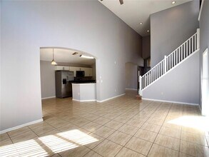 732 Casterton Cir in Davenport, FL - Building Photo - Building Photo