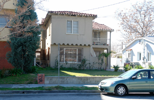 526 E Lomita Ave in Glendale, CA - Building Photo - Building Photo