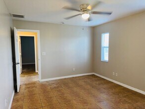 4225 SW Santa Barbara Pl in Cape Coral, FL - Building Photo - Building Photo