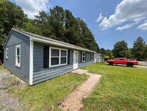 1117 Pecan Pl in Durham, NC - Building Photo - Building Photo