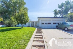 2315 Crescent Ave in Casper, WY - Building Photo