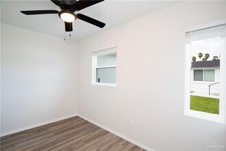 802 Redwood Ave in McAllen, TX - Building Photo - Building Photo