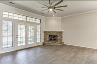 2801 Stonebrook Ln in Edmond, OK - Foto de edificio - Building Photo