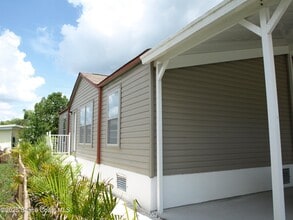 709 Lark Dr in Micco, FL - Building Photo - Building Photo