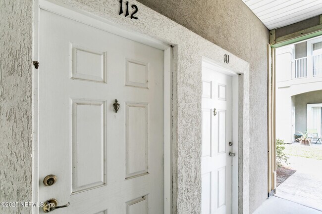 7036 Deer Lodge Cir in Jacksonville, FL - Building Photo - Building Photo