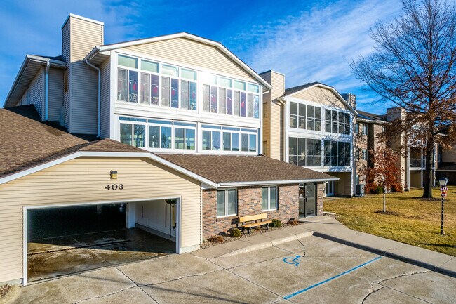 Mapplewood Village Townhomes in Ankeny, IA - Foto de edificio - Building Photo