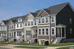 2431 Anlee Rd in Crozet, VA - Building Photo