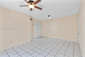 7915 Harding Ave in Miami Beach, FL - Building Photo - Building Photo