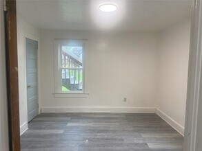 310 Birdsall St in Endicott, NY - Building Photo - Building Photo