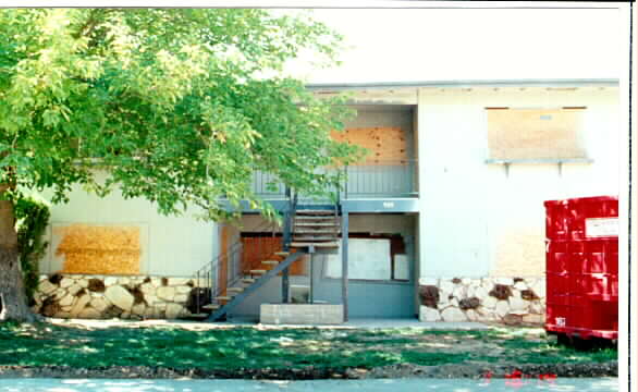 3355 Lerwick Rd in Sacramento, CA - Building Photo - Building Photo