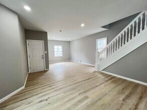 21 S Spray Ave in Atlantic City, NJ - Foto de edificio - Building Photo