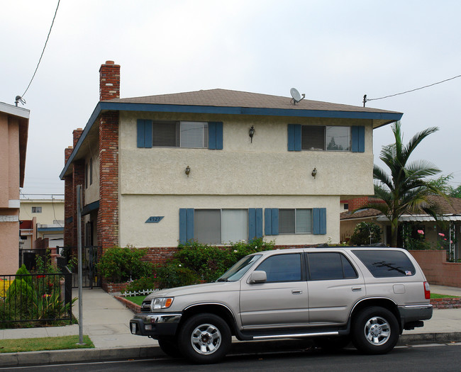 4527 W 116th St in Hawthorne, CA - Building Photo - Building Photo