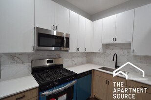 2171 W Wilson Ave in Chicago, IL - Building Photo