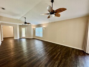 1721 Stafford Springs Blvd in Mount Dora, FL - Building Photo - Building Photo