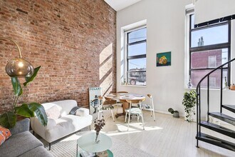 464 Central Ave in Jersey City, NJ - Building Photo - Building Photo