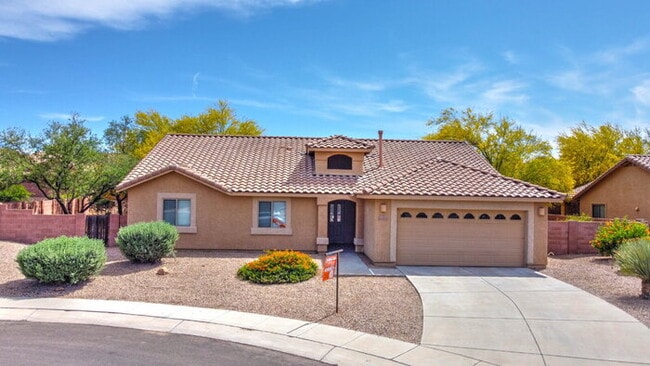 property at 1050 E Providence Canyon Dr