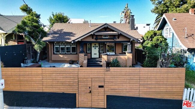 2217 Marathon St in Los Angeles, CA - Building Photo - Building Photo