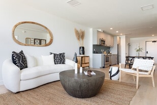 The Gemma in Los Angeles, CA - Building Photo