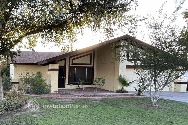 property at 5220 W Harmont Dr