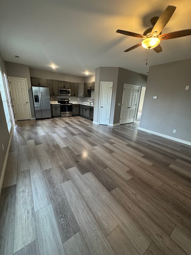 100 Muddy Spgs Ln in Bardstown, KY - Building Photo - Building Photo