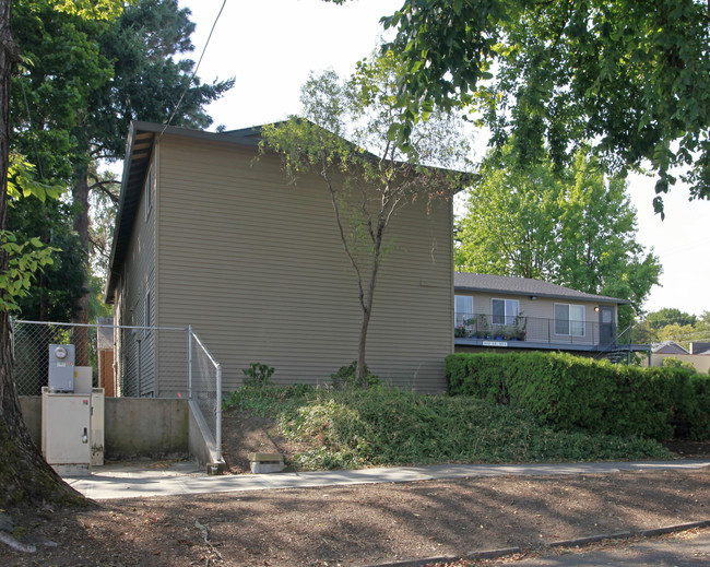 Tindall Terrace Ii in Portland, OR - Building Photo - Building Photo