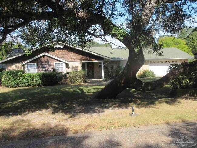 property at 208 Nandina Rd