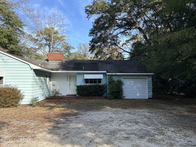 4929 Oleander Dr in Wilmington, NC - Building Photo - Building Photo