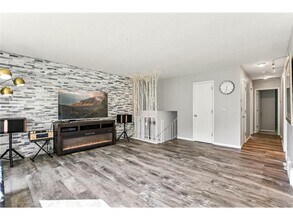 455 Black Oaks Ln N in Plymouth, MN - Building Photo - Building Photo