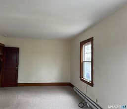 5 Linden St in Norwalk, CT - Building Photo - Building Photo