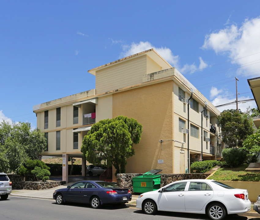 2975 Ala Napuaa Pl in Honolulu, HI - Foto de edificio