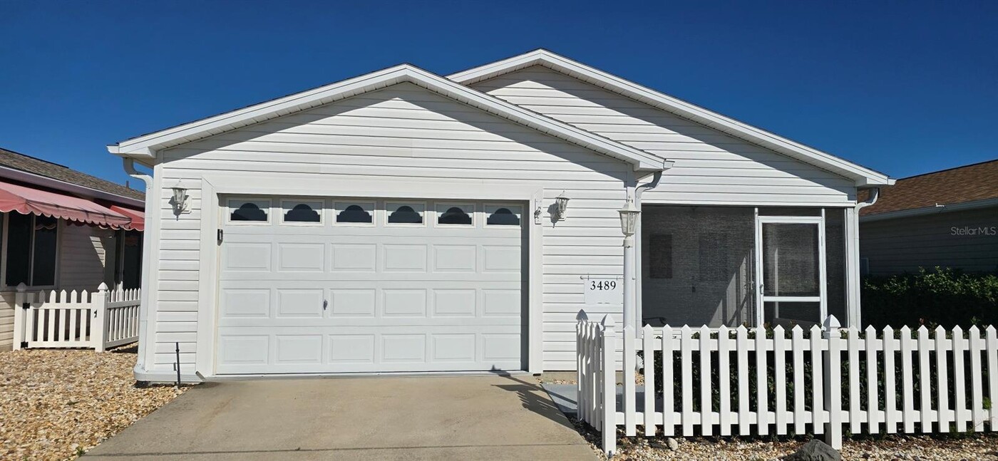 3489 Cambria Cir in the Villages, FL - Building Photo