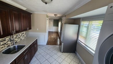 137 Alkier St in Brentwood, NY - Building Photo - Building Photo