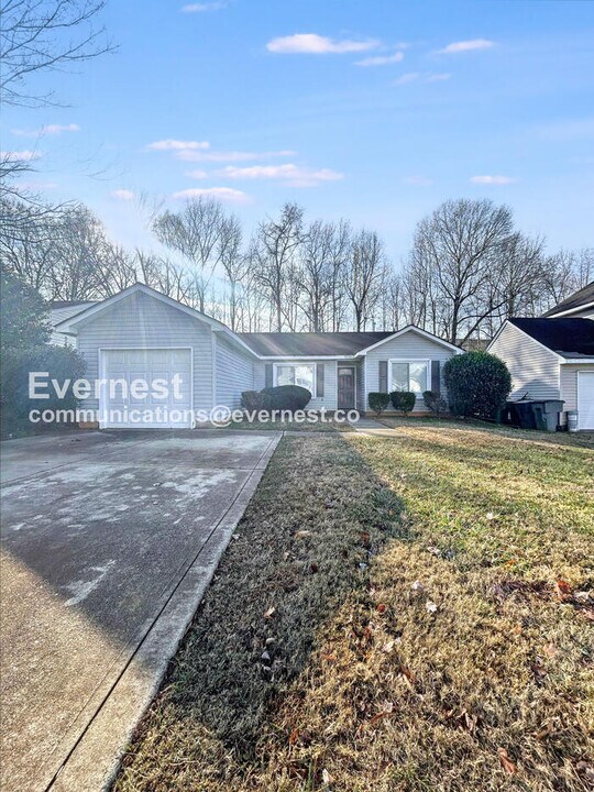 2721 Fairstone Ave in Charlotte, NC - Building Photo