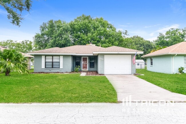 property at 916 Sunshine Way SW