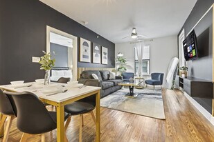 5725 Town and Country Blvd in Frisco, TX - Building Photo