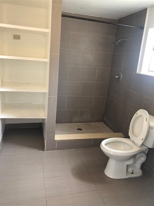 2519 Pierce St in Hollywood, FL - Building Photo - Building Photo