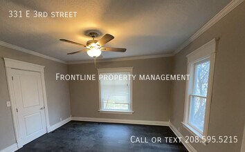 331 E 3rd St in Meridian, ID - Building Photo - Building Photo