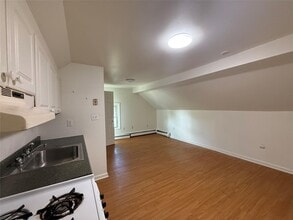8 Harrison St in Poughkeepsie, NY - Building Photo - Building Photo