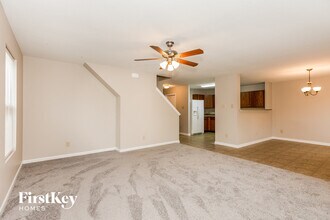 7323 Mitzi Deborah Dr in Charlotte, NC - Building Photo - Building Photo