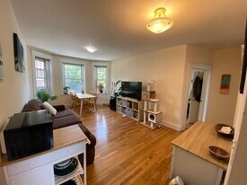 76 Parkman St, Unit #4 in Brookline, MA - Building Photo