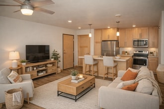 3850 Sunnyside Dr W in La crosse, WI - Building Photo - Building Photo