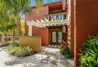 The Eusonian in Tampa, FL - Building Photo - Building Photo