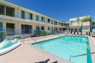 1041 20th St, Unit J in Santa Monica, CA - Building Photo