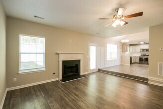 3656 Gray Birch Dr in Decatur, GA - Building Photo - Building Photo