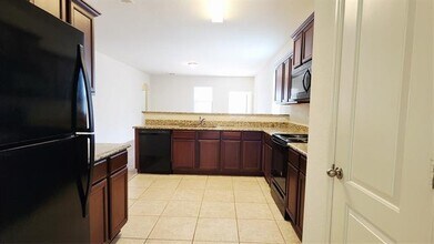 333 Cedar Crk Dr in Princeton, TX - Building Photo - Building Photo
