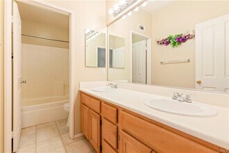37 Mt Vernon in Irvine, CA - Building Photo - Building Photo