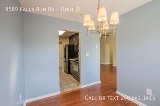8589 Falls Run Rd in Ellicott City, MD - Building Photo - Building Photo